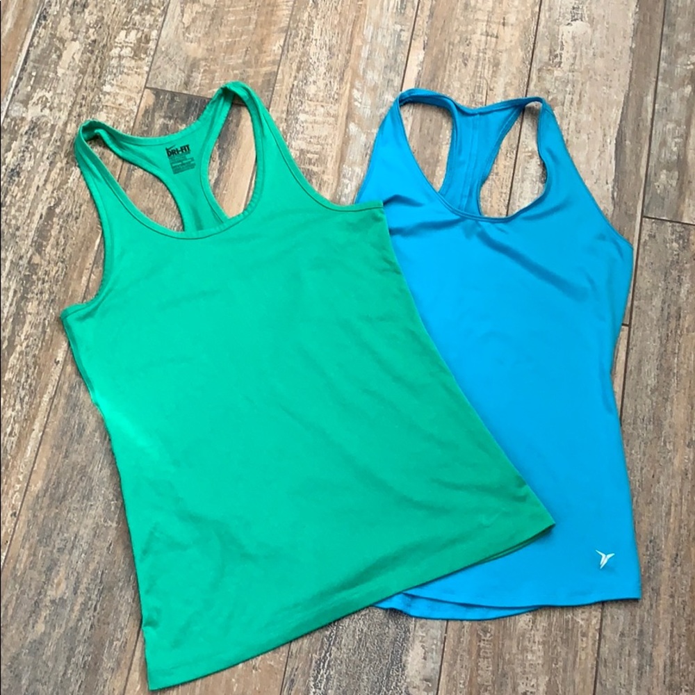 Lot of two tank tops Nike (green) &Old Navy (blue)